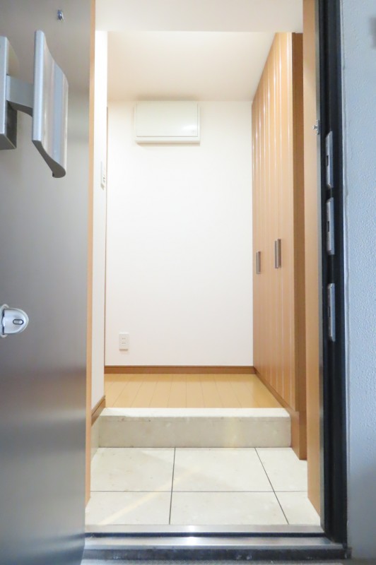 Duo Stage白金高輪6階 玄関