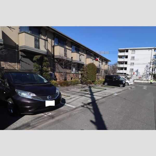 エスポワール 駐車場