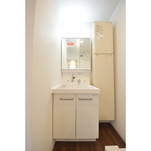 センプリーチェ西日暮里 内観