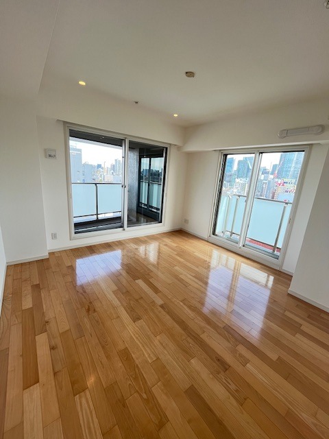 レジディア西麻布13階 寝室