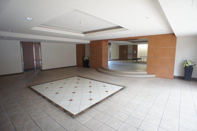 ゼファーグリーンアイル　グランデフォート エントランス