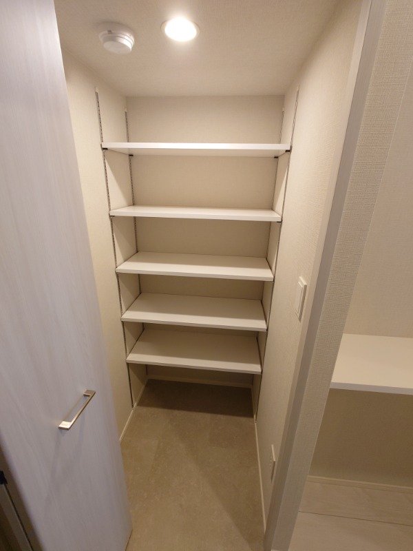 maison chrolo4階 収納