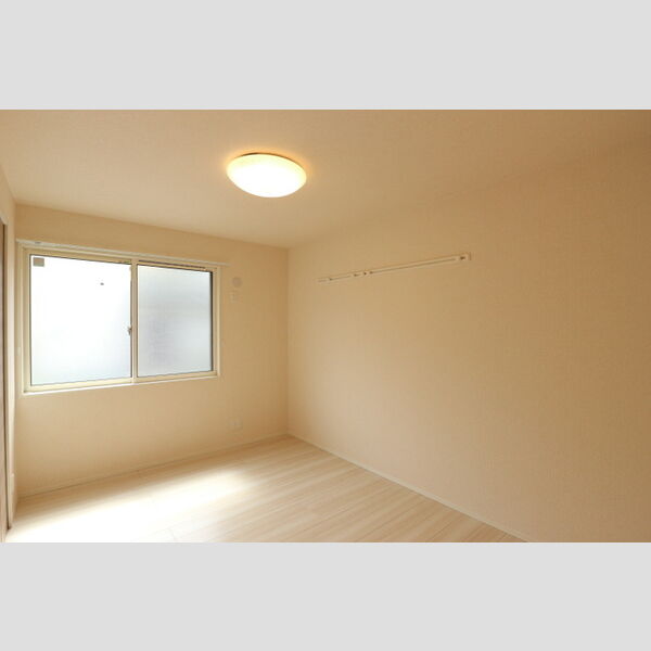 クラレット　A棟202号室 洋室