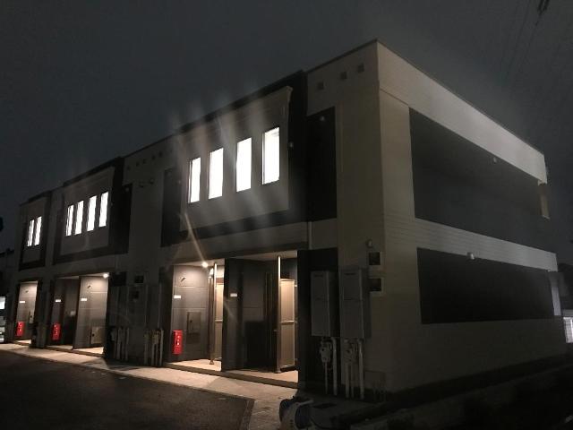 フローラ高野105号室 外観写真（昼）
