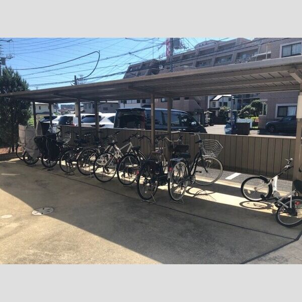 アルコバレーノ 駐輪場