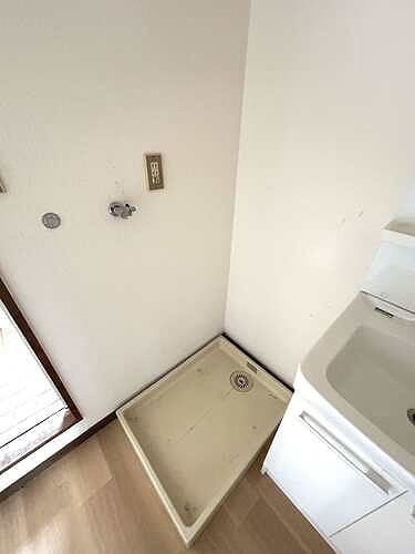 大日野ハイツ3階 室内洗濯機置場