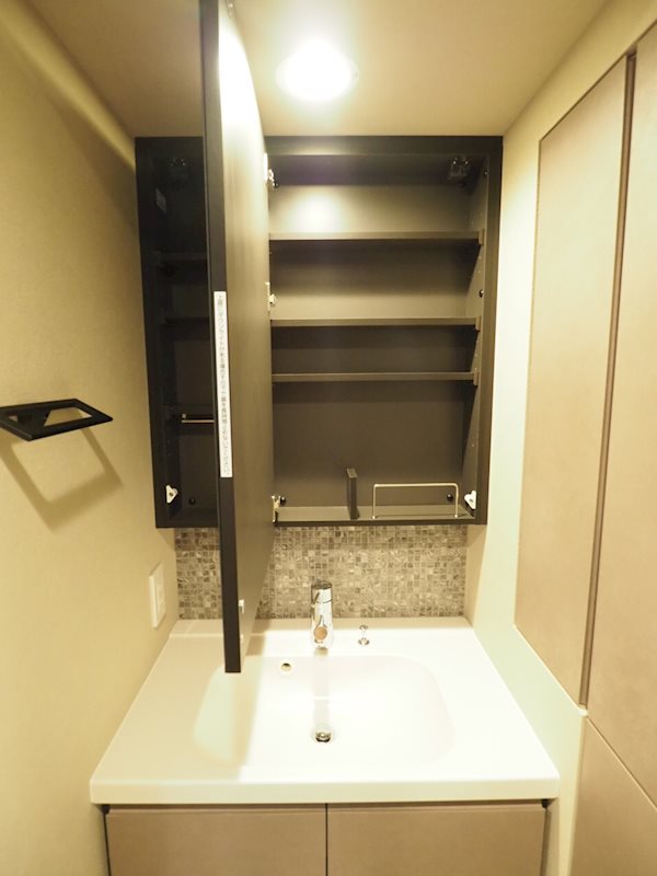 クロスレジデンス日本橋本町2階 洗面