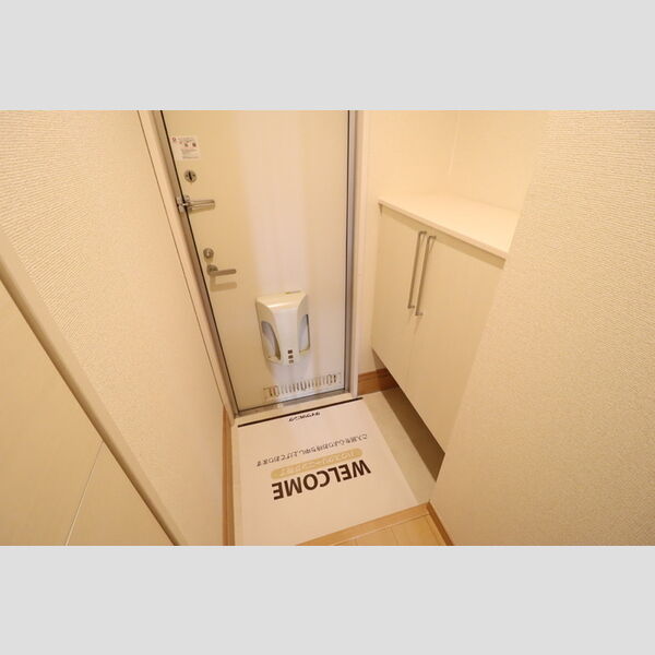 ルーチェおゆみ野 玄関