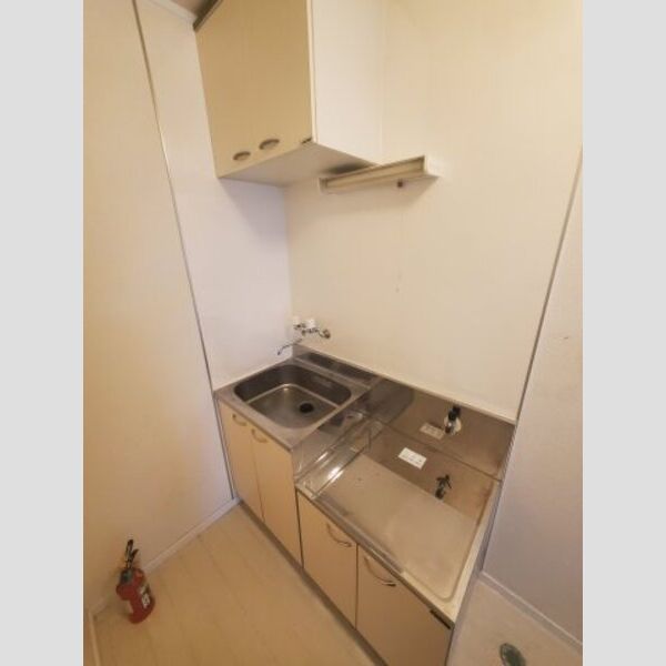 ティーラ伊勢原105号室 退去前につき、前回募集時のお写真です。