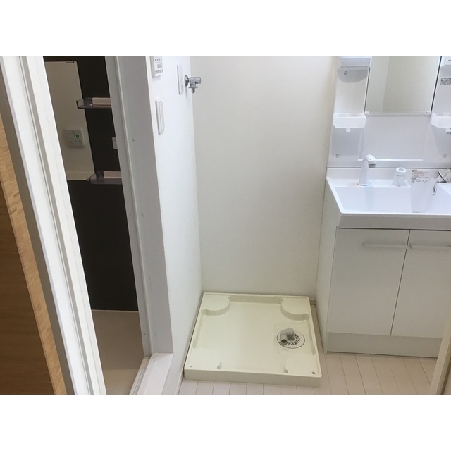 シャトール田口片倉202号室 内観