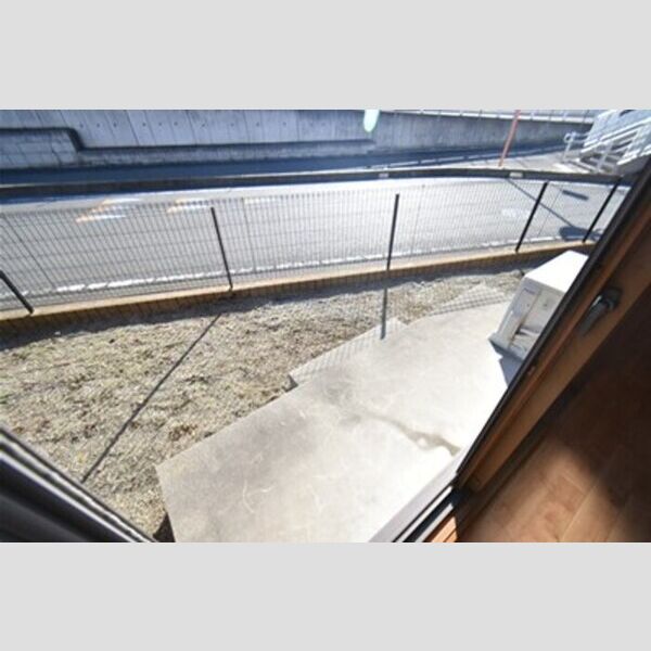 プリマベーラ・ユカ　A102号室 テラス&専用庭