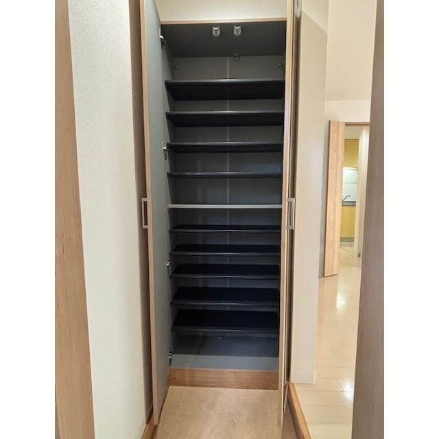 サンライズ瀬田 内観