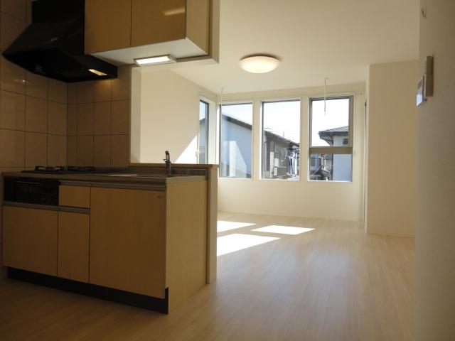 en guren　（エン　グレン）201号室 リビング