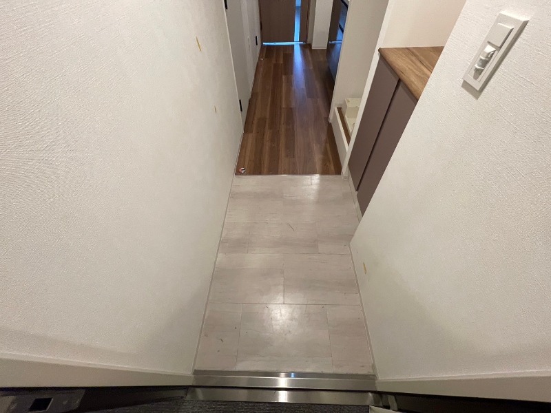CREALpremier笹塚4階 玄関