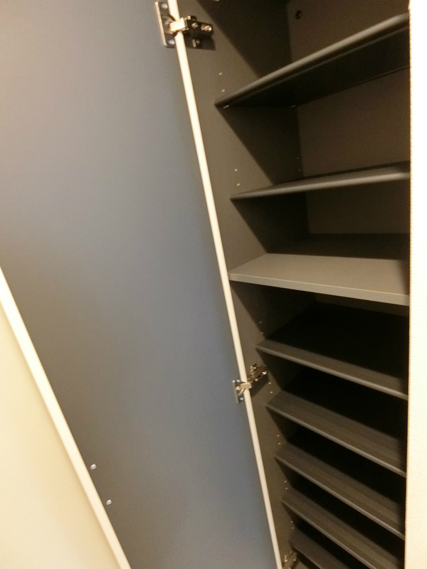 リブリ・フローレス弐番館2階 玄関