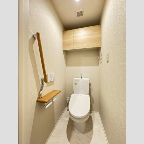  ルミエール　ドゥ―ス101号室 落ち着いた雰囲気のお手洗い♪