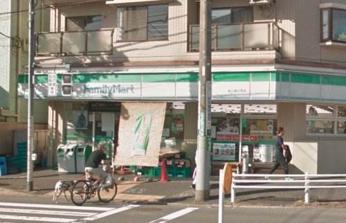 ヒルズ永山 ファミリーマート永山連光寺店