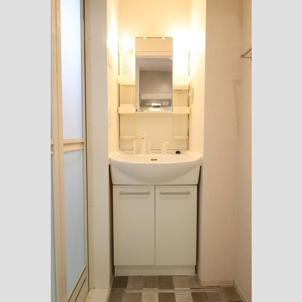 グランドソレイユBaba 洗髪洗面化粧台