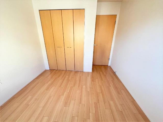 ソーコー・ヴィラージュⅡ203号室 洋室