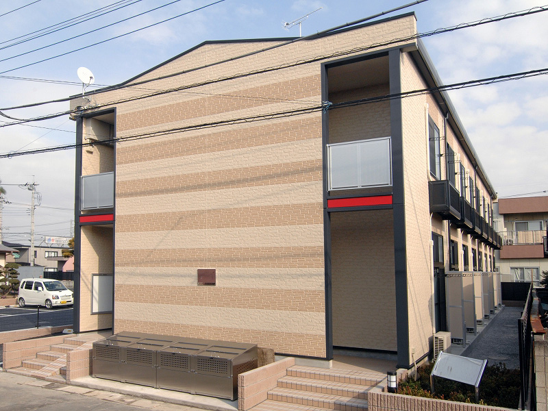 レオパレスラ　ティーダの外観画像