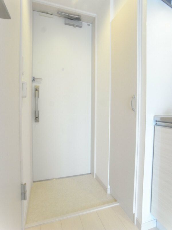 リブリ・東四つ木 玄関