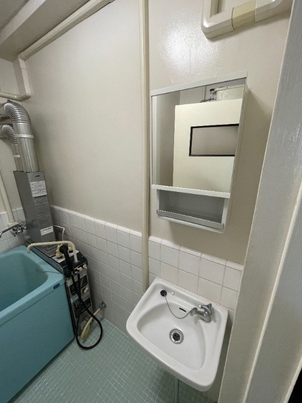 第二東長崎マイコーポ2階 洗面