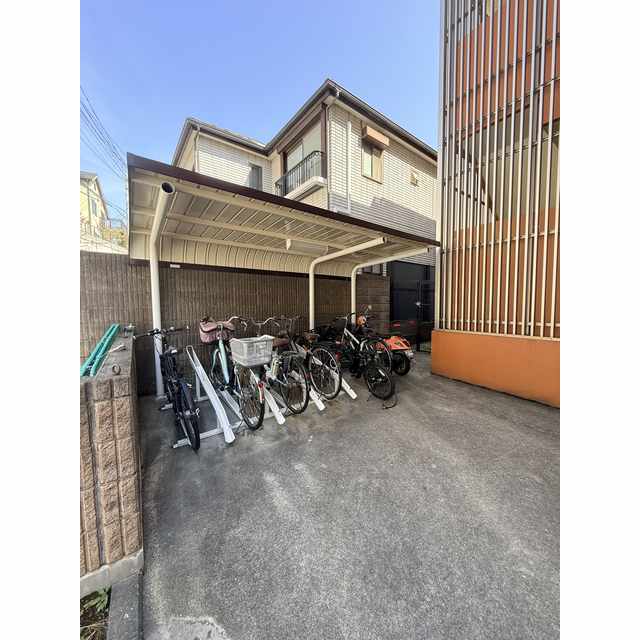 桜明居103号室 2026年3月撮影　駐輪場