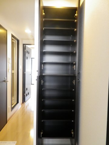 グラントゥルース駒込六義園 玄関