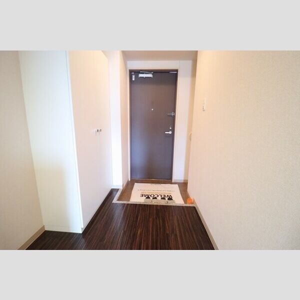 ポワール・K 玄関