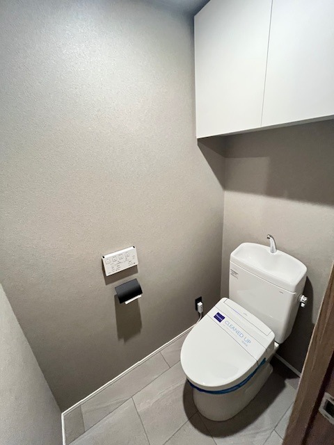 レジディア東麻布3階 トイレ