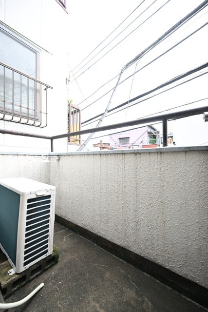 センチュリー三鷹 バルコニー