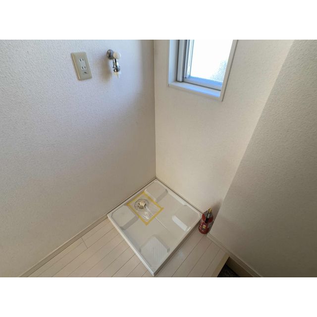 コンフォートメゾン東平賀205号室 内観