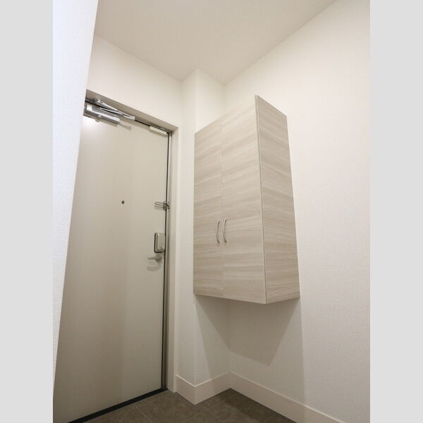 フェリーチェ　B棟101号室 玄関