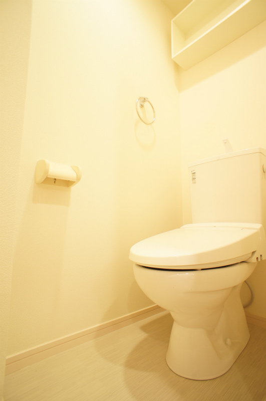 リブリ・Tsurugamine3階 トイレ