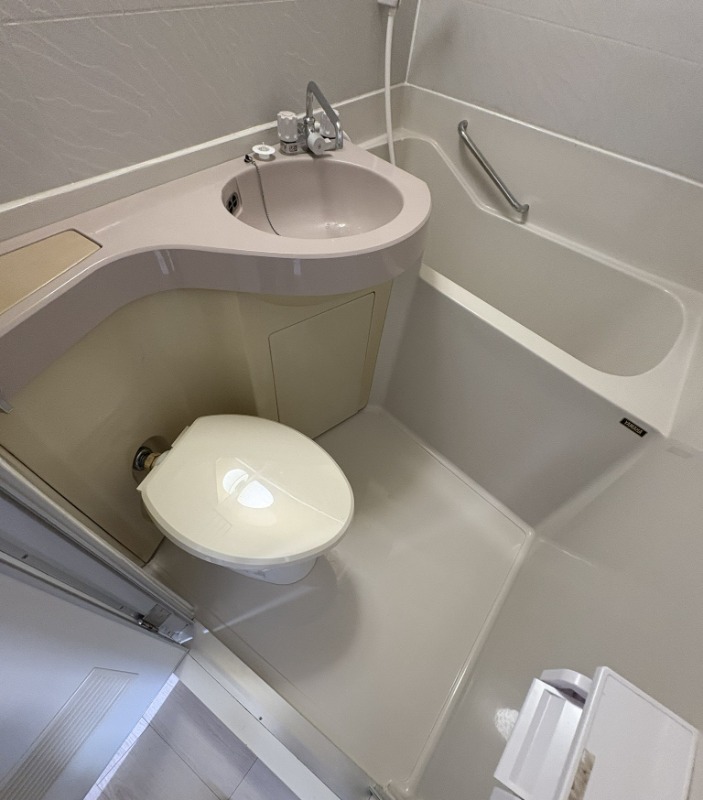 アンダルシア市川(A-025)3階 トイレ