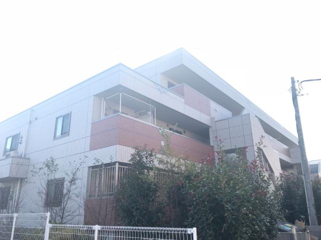 カトレア 外観写真（昼）