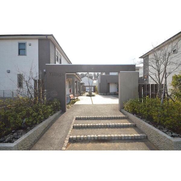 Village　Crescent エントランス