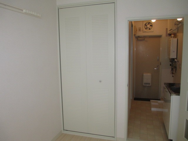 クレール成城2階 部屋その他