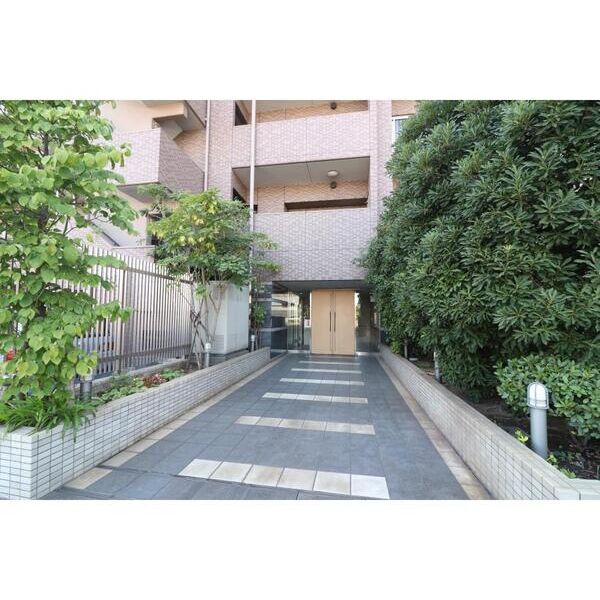 グランダジュール千葉みなと304号室 エントランス