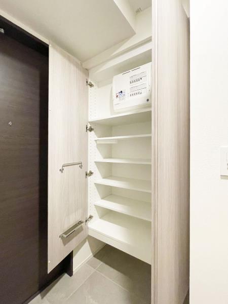 Ｂｒｉｌｌｉａ　ｉｓｔ　浅草3階 玄関