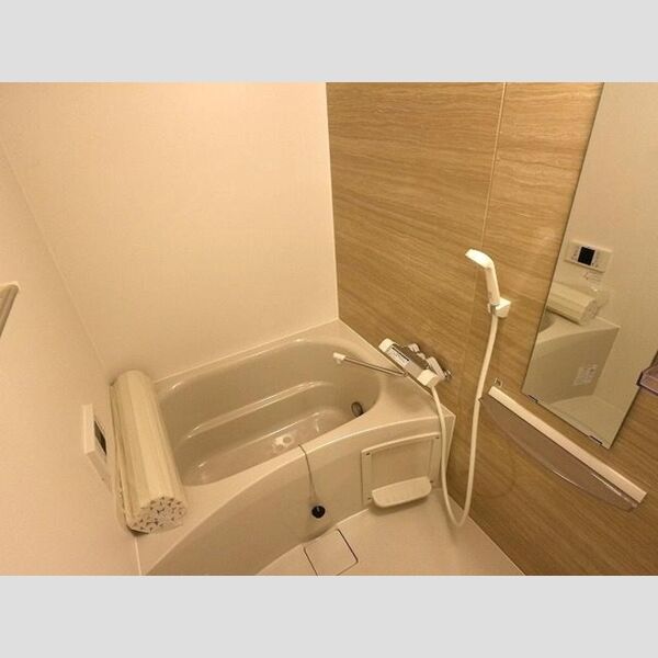 エメ　ドゥーズ バスルーム