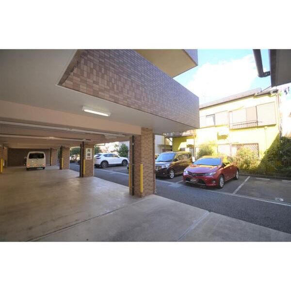 サンパーク妙典 駐車場