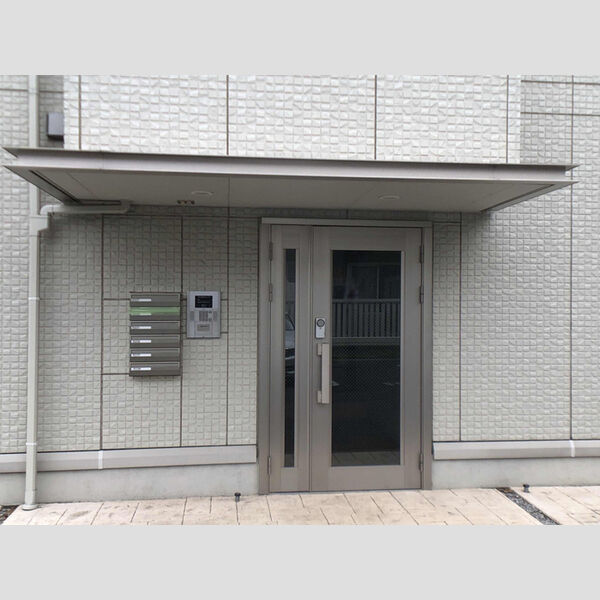 リビングタウン北越谷　B エントランス