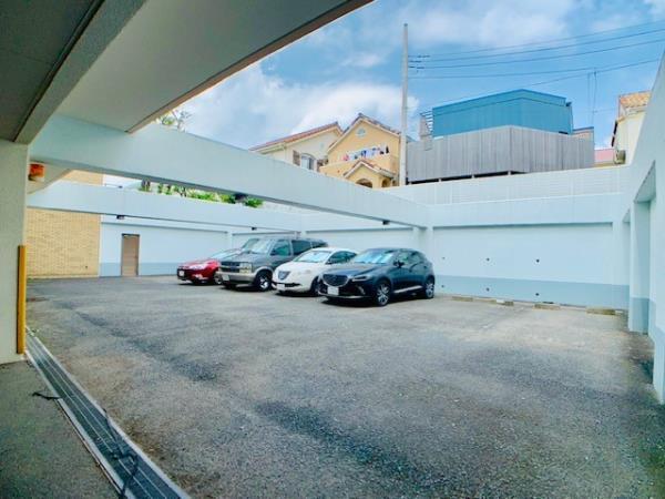 ベルメゾン茅ヶ崎3階 駐車場
