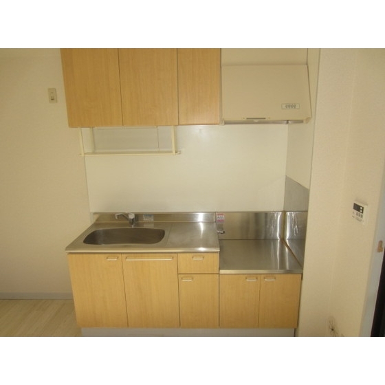 サンパレスＦ1階 内観