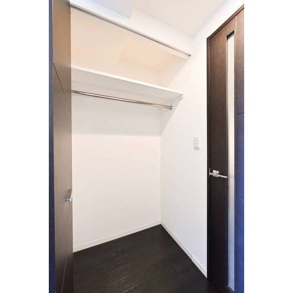 プレスタイル横濱SOUTH0704号室 収納