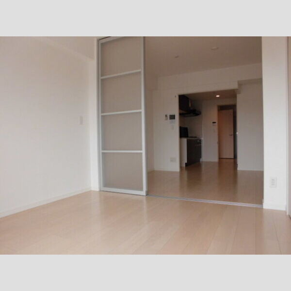 Plumeria410号室 410　洋室5.8帖