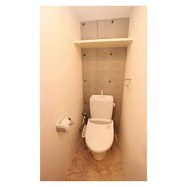 セゾン・デ・ブランシェ青葉台0102号室 同建物別部屋の参考画像