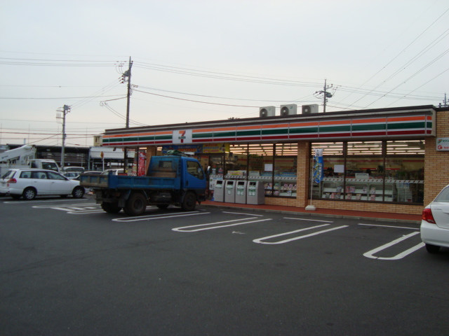 ファインパークⅠ セブンイレブンまで540ｍ