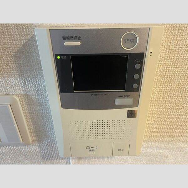 ジェイ・エス・ティ横浜東604号室 モニター付きインターホン